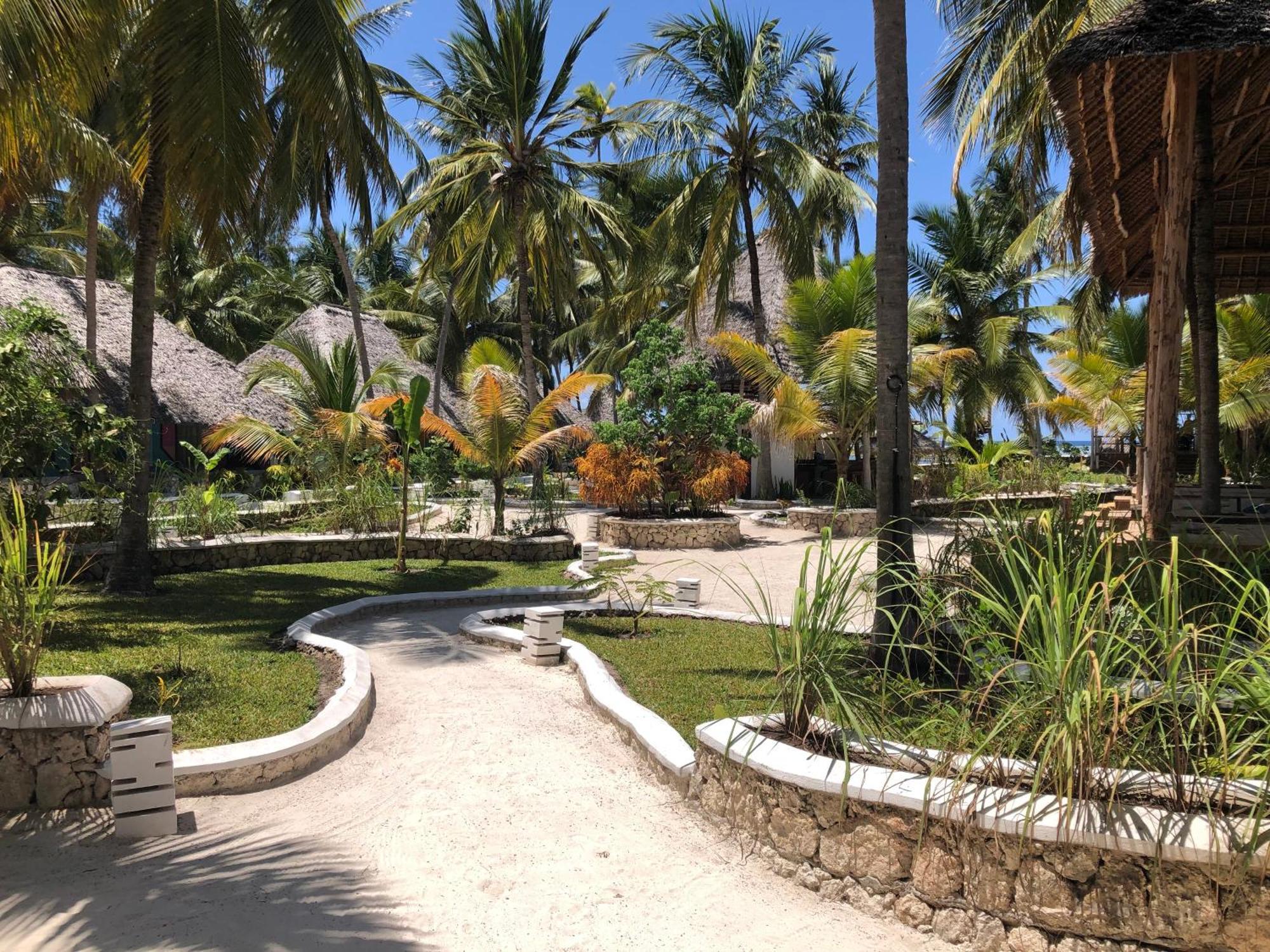 Tsunami Village Bwejuu Extérieur photo